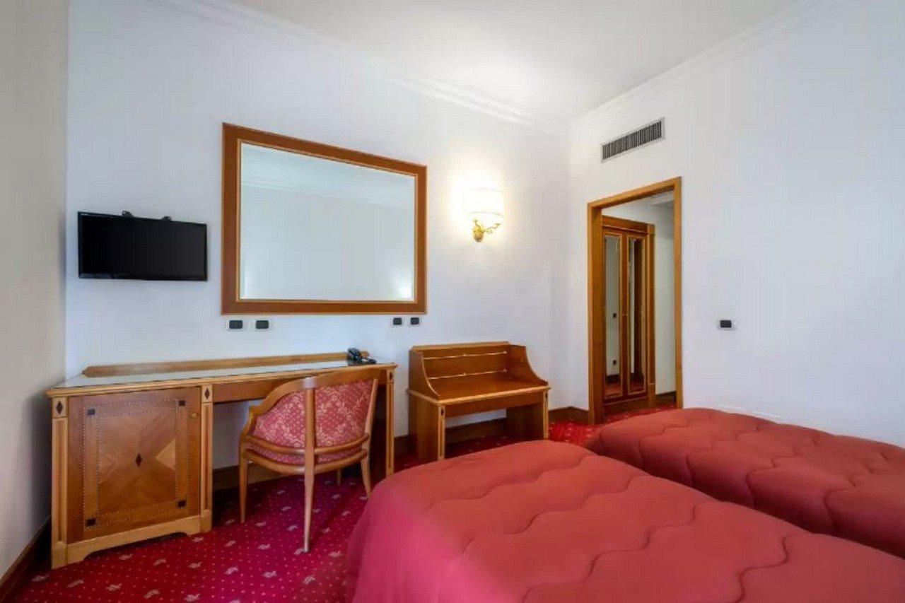 Quality Hotel Nova Domus Рим Экстерьер фото