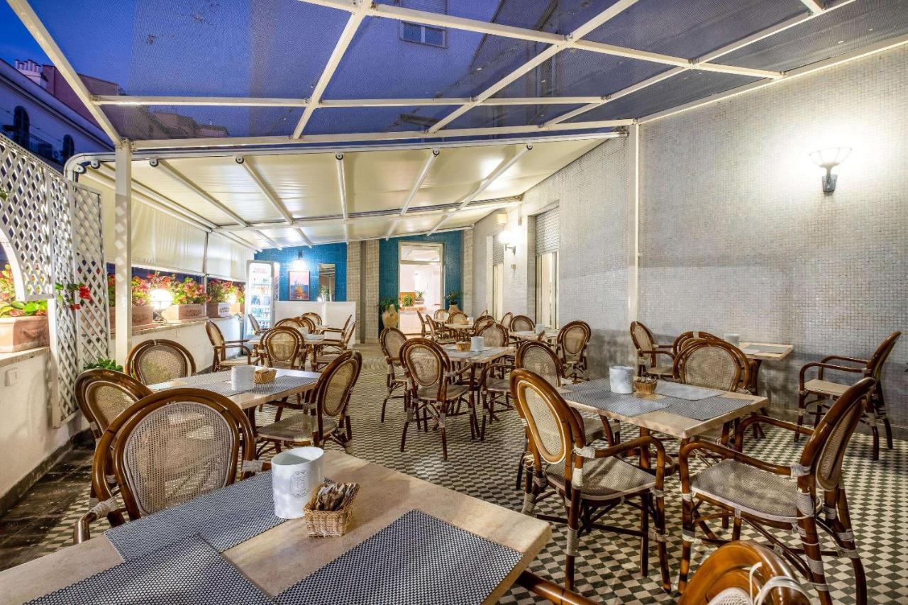 Quality Hotel Nova Domus Рим Экстерьер фото