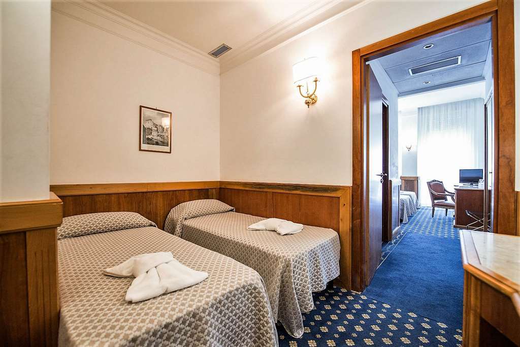 Quality Hotel Nova Domus Рим Номер фото